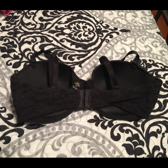 COPY - NWOT Victoria's Secret 34D Bra - Picture 2 of 3